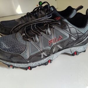 Fila Men's Black and Gray Trail Shoes